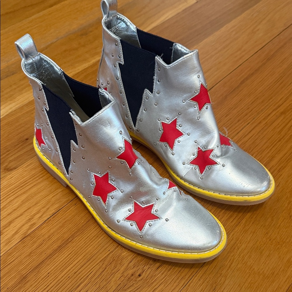 Stella McCartney Silver Boots with Red Stars